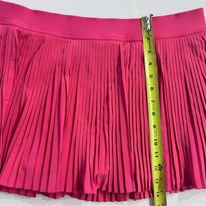 Lululemon Pleated Pink high rise tennis Skirt SZ 14